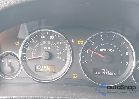 2010 Jeep Grand Cherokee Laredo z USA, uszkodzony, nr VIN 1J4PR4GK8AC116494